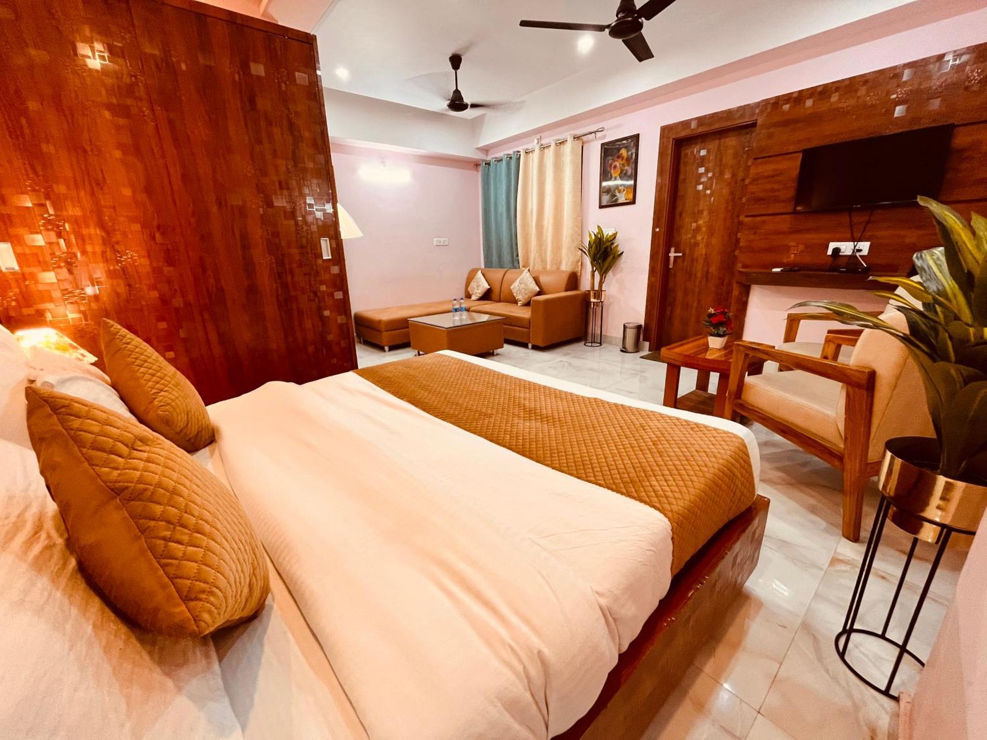 Hotel Golden Temple View By La Casa, Amritsar #Top Rated #Most Awarded #Swimming Pool #Prime Location #Luxury Rooms #Parking #Rooftop Cafe Εξωτερικό φωτογραφία