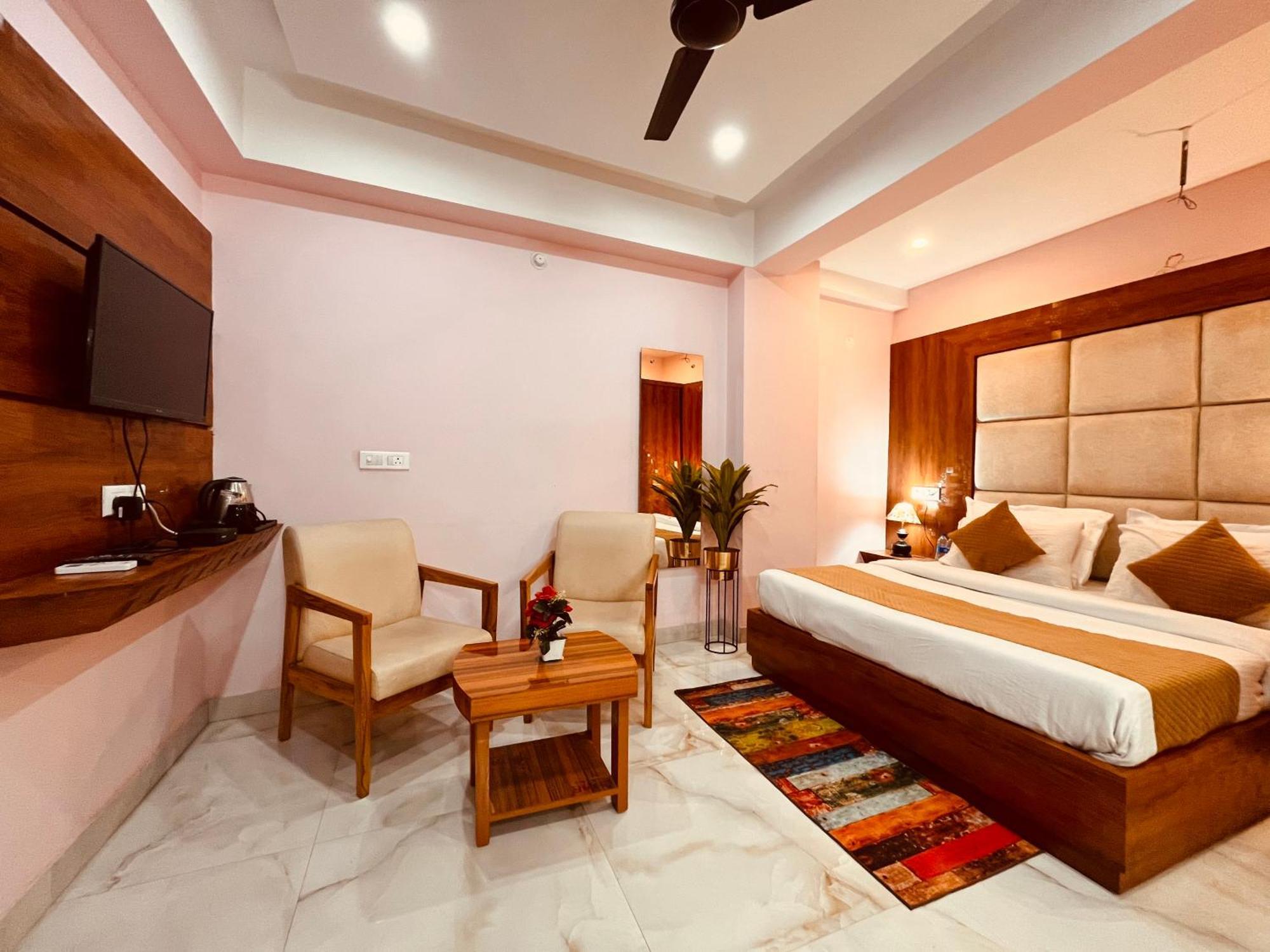 Hotel Golden Temple View By La Casa, Amritsar #Top Rated #Most Awarded #Swimming Pool #Prime Location #Luxury Rooms #Parking #Rooftop Cafe Εξωτερικό φωτογραφία