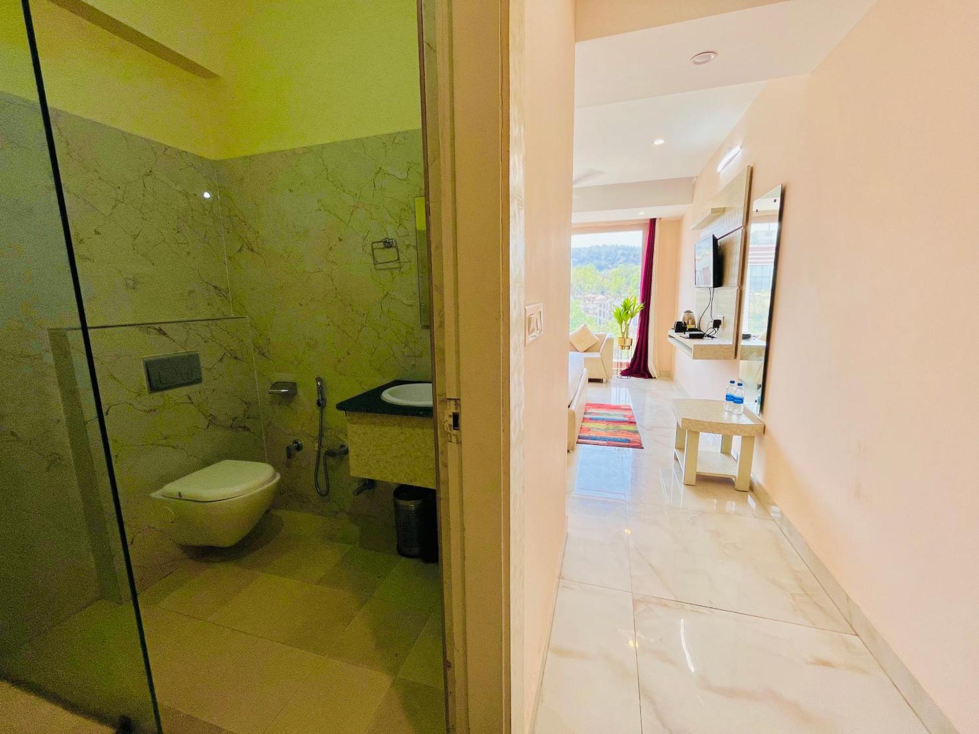 Hotel Golden Temple View By La Casa, Amritsar #Top Rated #Most Awarded #Swimming Pool #Prime Location #Luxury Rooms #Parking #Rooftop Cafe Εξωτερικό φωτογραφία