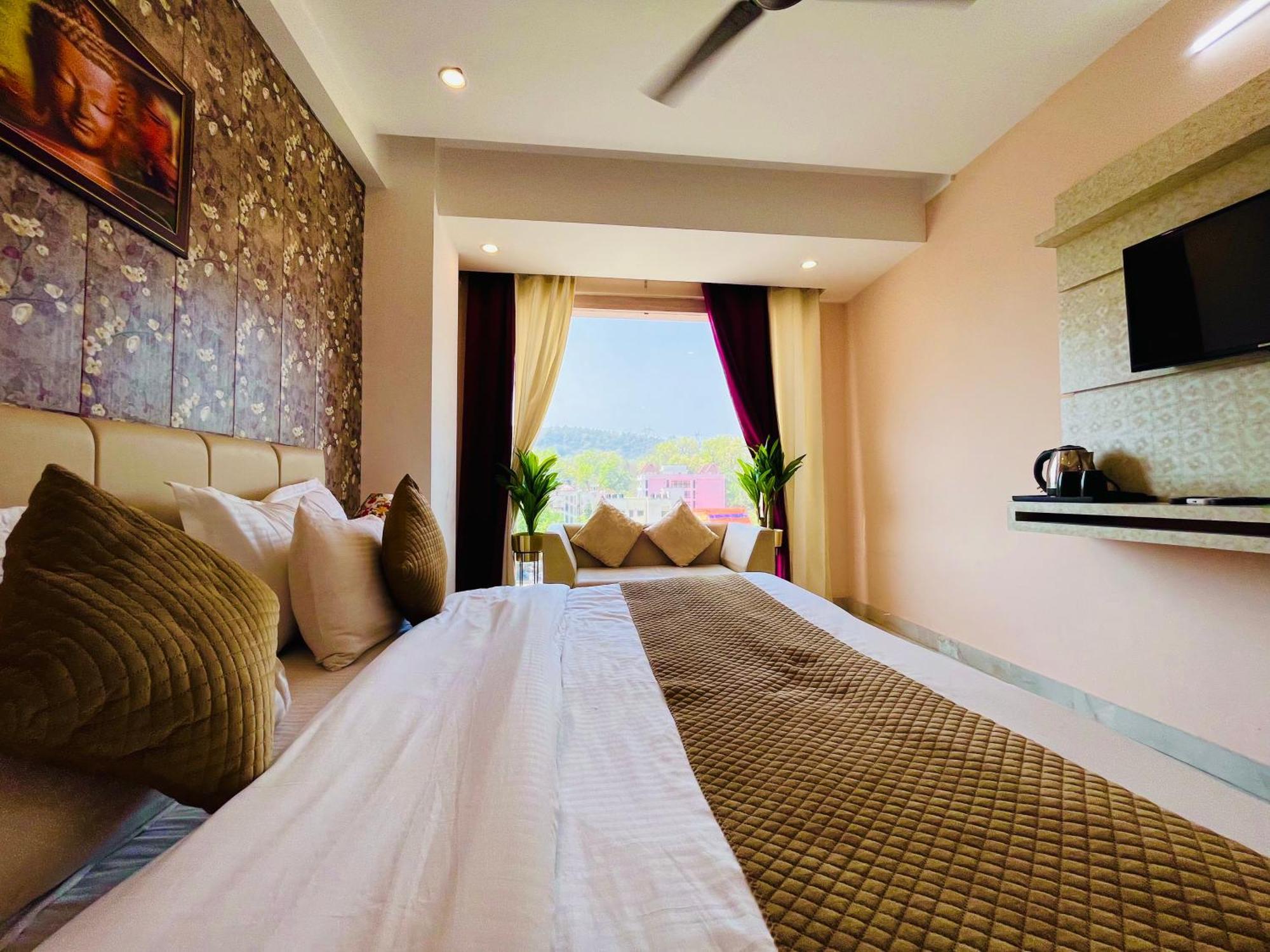 Hotel Golden Temple View By La Casa, Amritsar #Top Rated #Most Awarded #Swimming Pool #Prime Location #Luxury Rooms #Parking #Rooftop Cafe Εξωτερικό φωτογραφία
