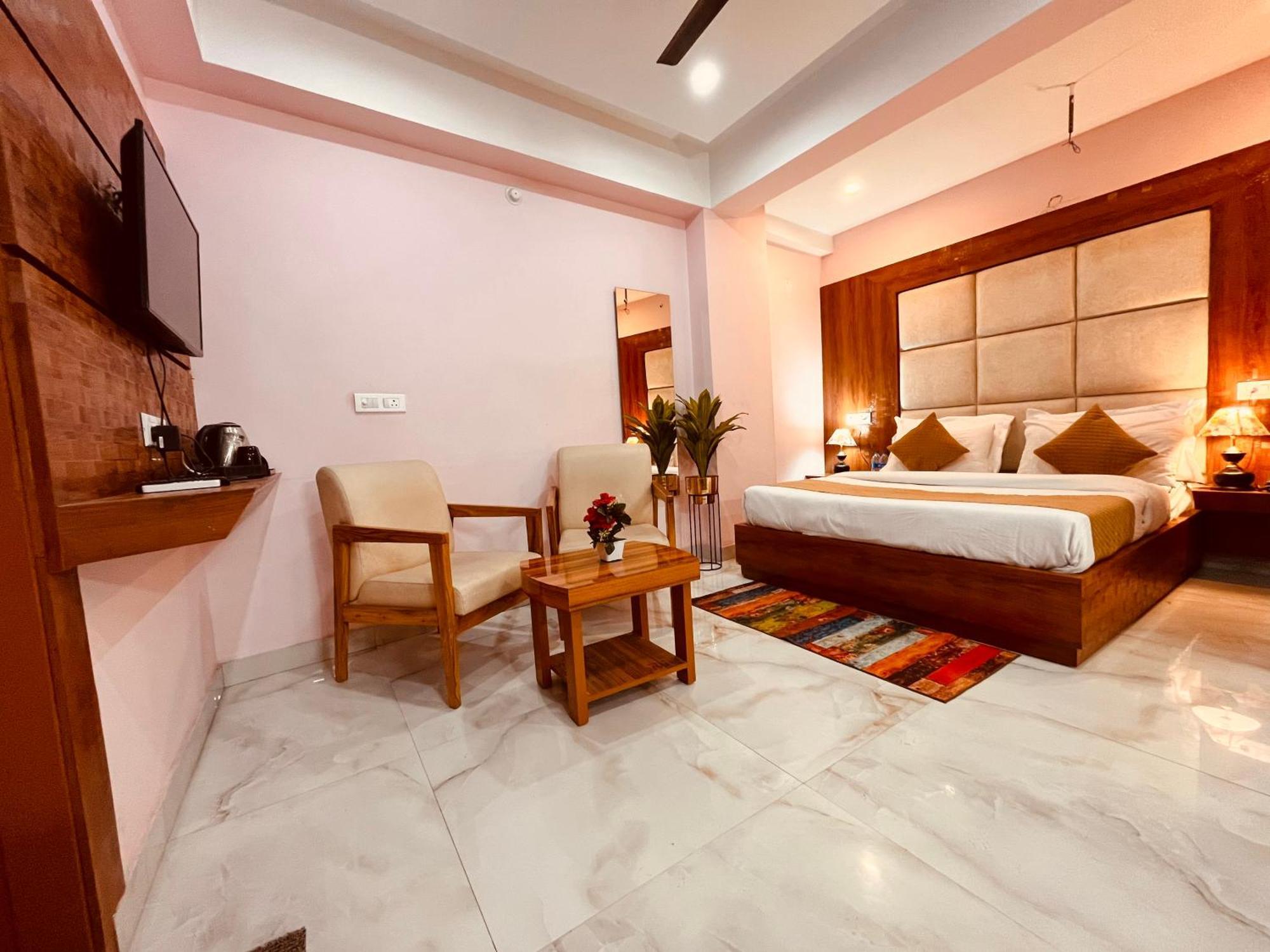 Hotel Golden Temple View By La Casa, Amritsar #Top Rated #Most Awarded #Swimming Pool #Prime Location #Luxury Rooms #Parking #Rooftop Cafe Εξωτερικό φωτογραφία