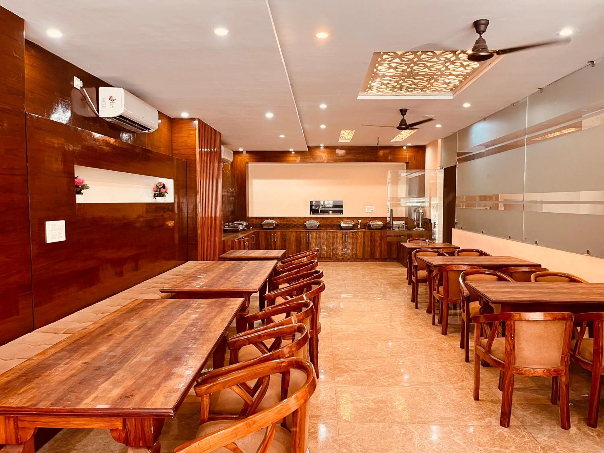 Hotel Golden Temple View By La Casa, Amritsar #Top Rated #Most Awarded #Swimming Pool #Prime Location #Luxury Rooms #Parking #Rooftop Cafe Εξωτερικό φωτογραφία